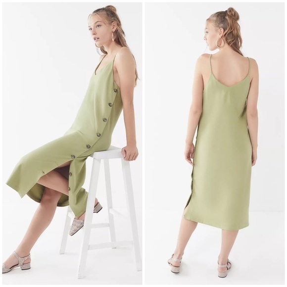 URBAN OUTFITTERS Monica Side Button Midi Dress size XL - Picture 11 of 11